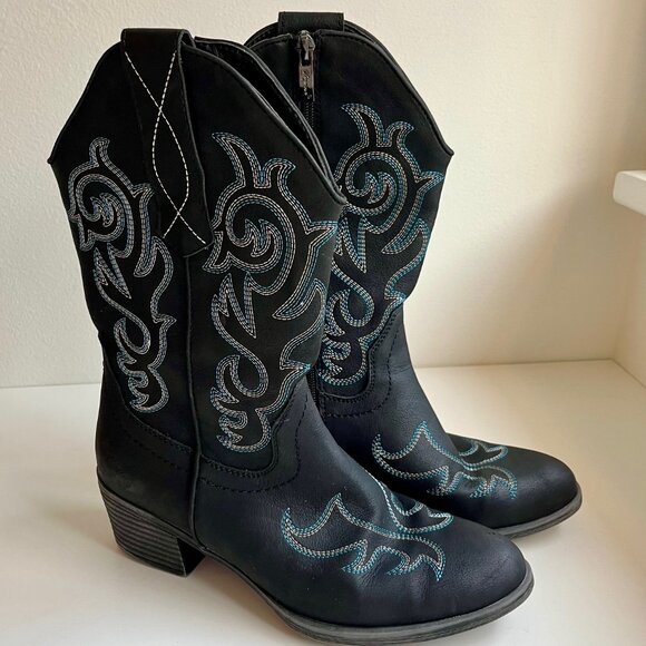 Vepose Shoes - Women's Mid Calf Embroidered Black Cowboy Boots | Size 7
